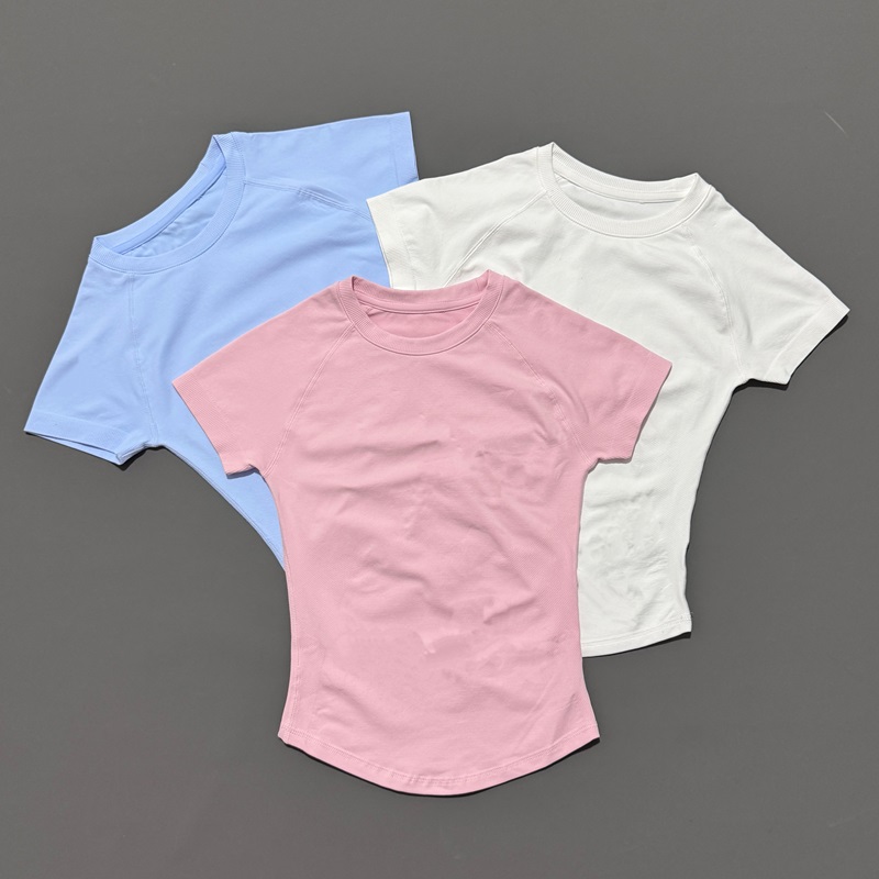 Histello 女性半袖スリムフィットシームレスヨガボディ - Shapewear Bodysuit Firm のレビューと価格